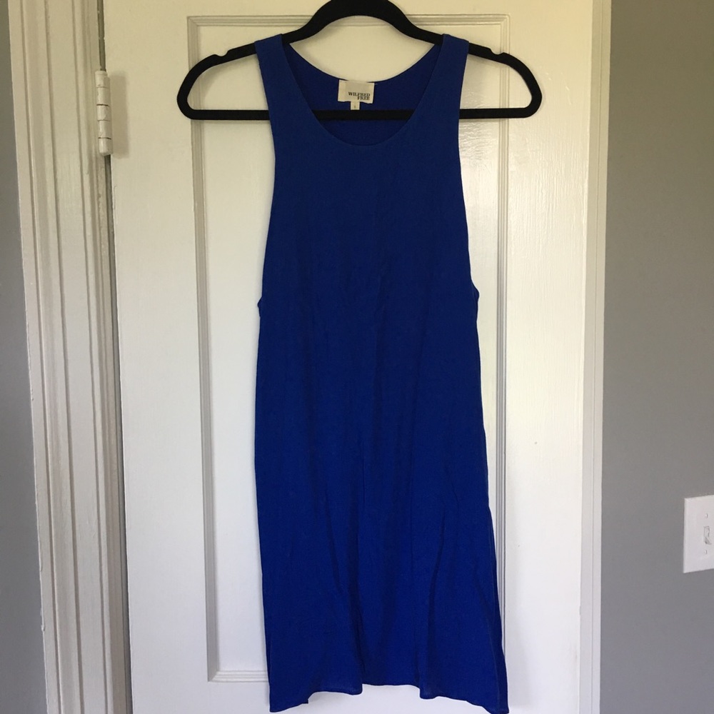 Aritzia (Wilfred Free) blue racer back dress